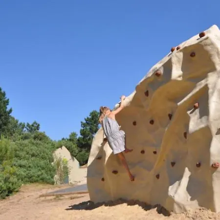 Kamp alanı Climatise Pour 6 Pers. - Api-1-52-2570